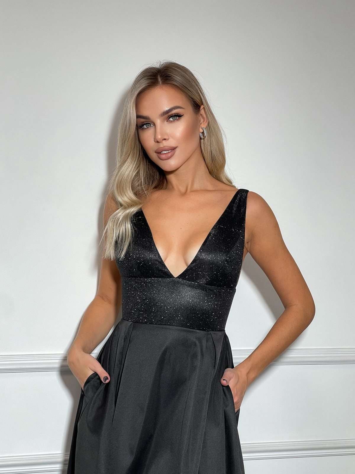 Glitter Deep-Neck Black Formal Dress