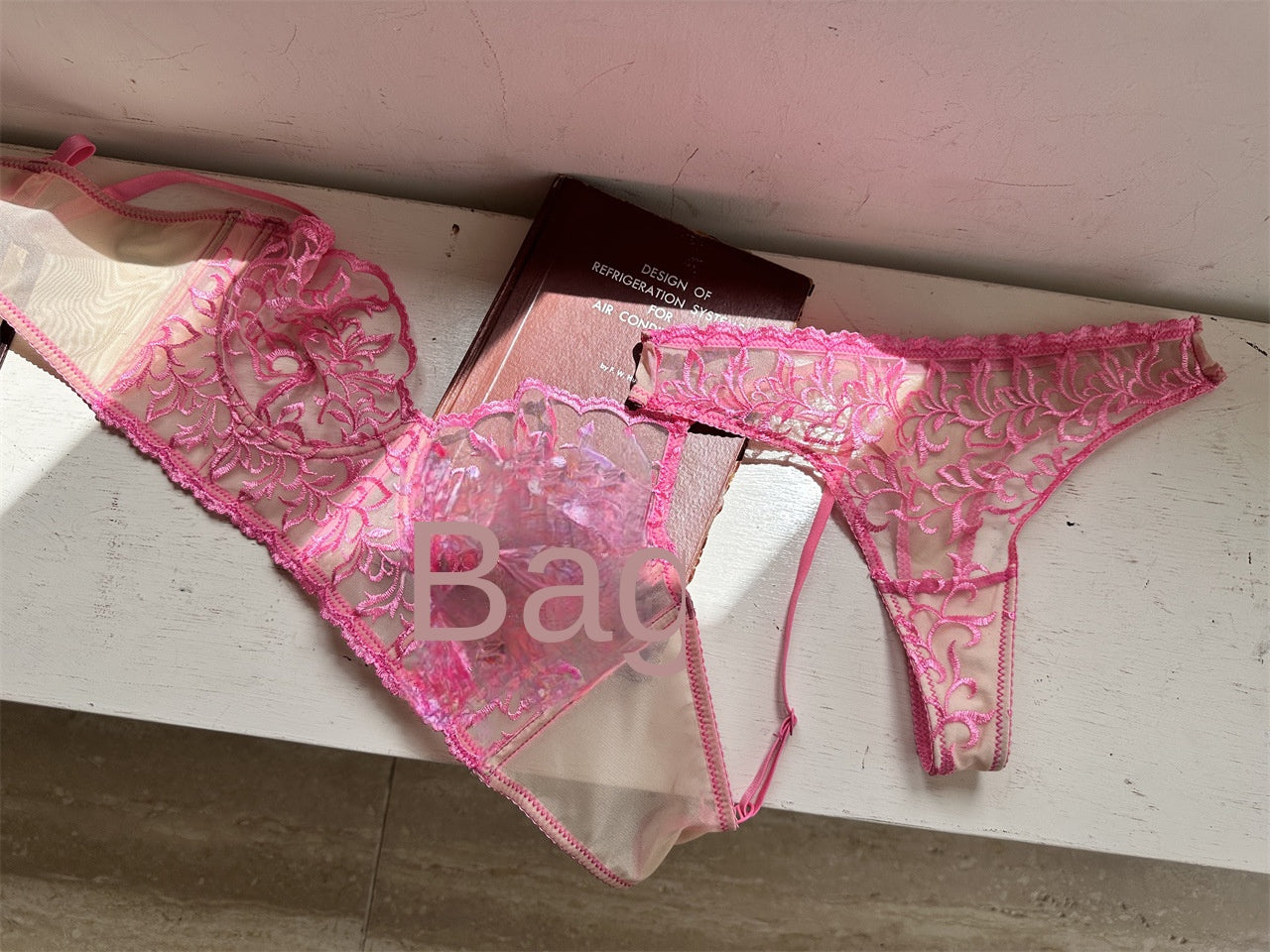 French Ultra-Thin Lace Minimizer Bra Set – Large Bust Push-Up Lingerie